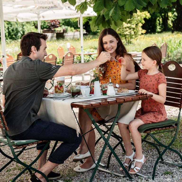 Hotel Vötterl - Camera Matrimoniale con Divano-Letto (3 Adulti) - 4