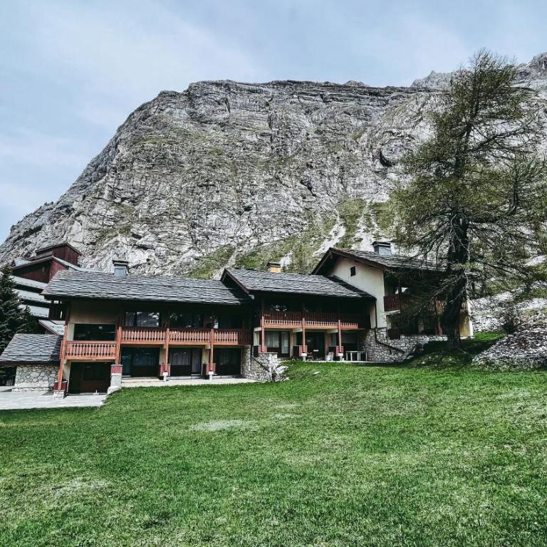 Appartement esprit chalet - splendide vue montagne à 180 - Appartement avec Vue sur la Montagne - 38