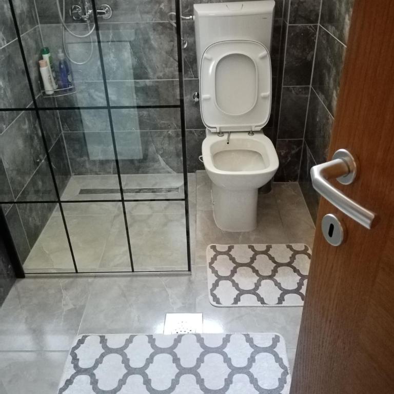 Azra - Apartman sa 2 Spavaće Sobe - 4