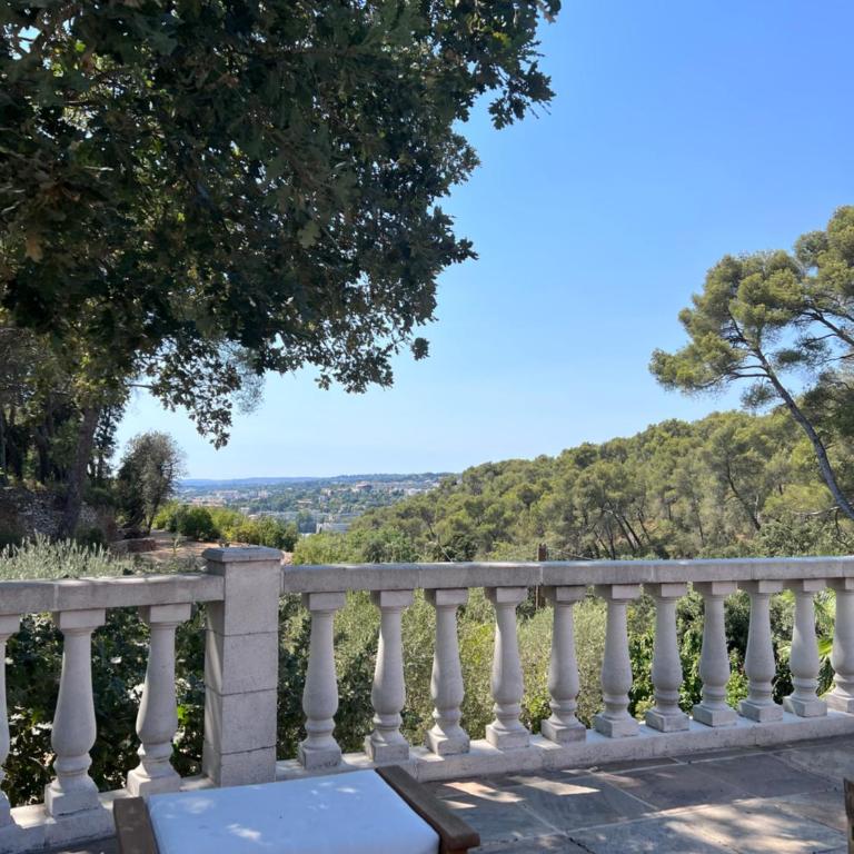 La Farigoule - Sainte-Victoire - Vue exceptionnelle sur Aix-en-Provence - Appartement - Vue sur Jardin - 20