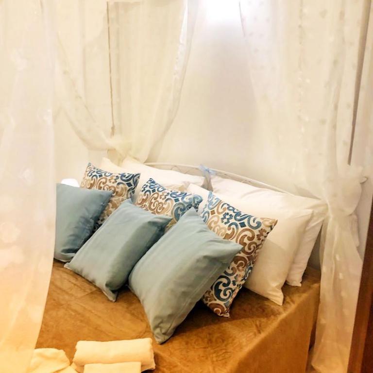 N&M Dimora Carrieri Luxury - Camera Matrimoniale Deluxe con Balcone - 9