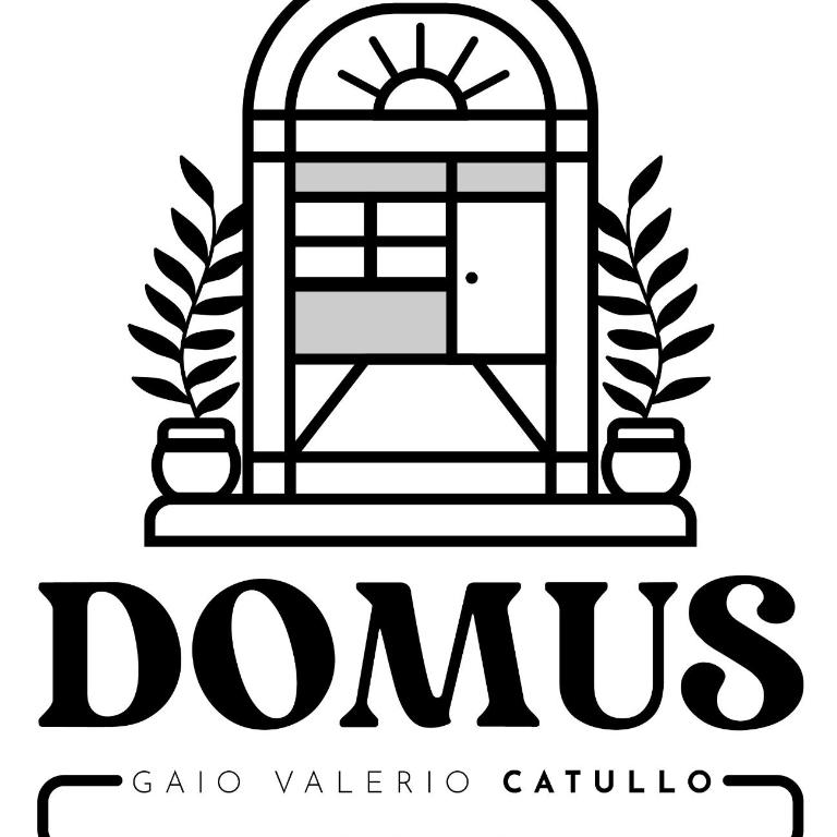 DOMUS RESIDENCE - CATULLO - - Appartamento con 2 Camere da Letto - 1