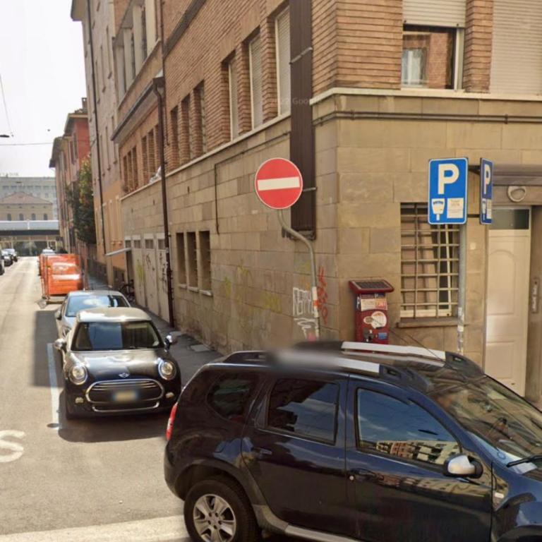 STOP&GO STATION BOLOGNA HOUSE Self Check-In 24-24 Central City-Fiera - Studio - 70