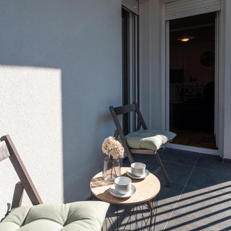Apartmani Central 7 & Free parking - Apartman sa 1 Spavaćom Sobom - 17