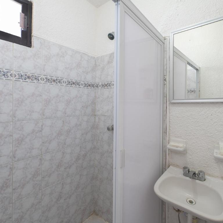 Hotel Imperial Laguna Faranda Cancún - Standard Room - 4