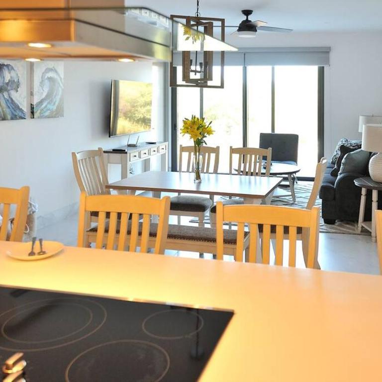 Great location 2BD 2BTH Walking distance to Medano - Apartamento de 2 dormitorios - 24