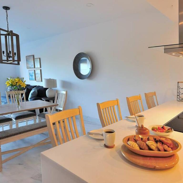 Great location 2BD 2BTH Walking distance to Medano - Apartamento de 2 dormitorios - 30