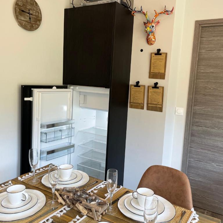 Clos du chapitre T2 - 2pers - Appartement 1 Chambre avec Balcon et Vue sur les Montagnes - 7