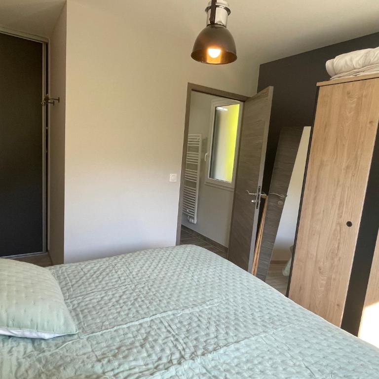 Clos du chapitre T2 - 2pers - Appartement 1 Chambre avec Balcon et Vue sur les Montagnes - 25