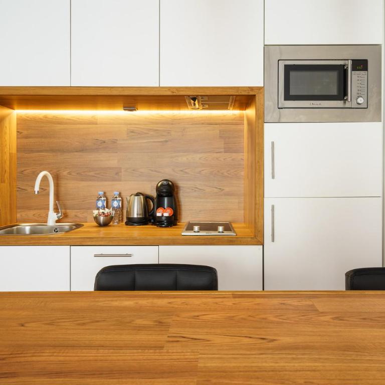Minimal Rooms by ELE Apartments - Apartamento de 2 dormitorios - 12