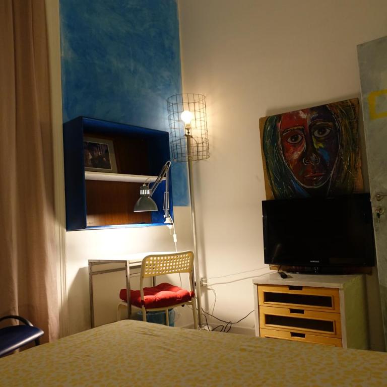 aKasa di Flock - Deluxe Single Room with Balcony - 9