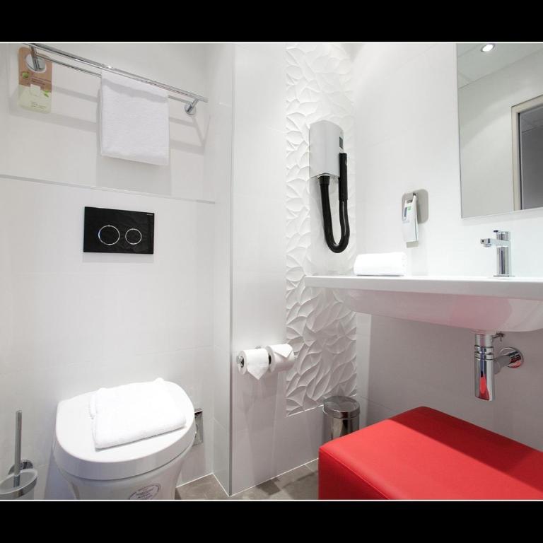 ibis Styles Beaulieu sur Mer - Chambre Double Standard avec Canapé-Lit - 1