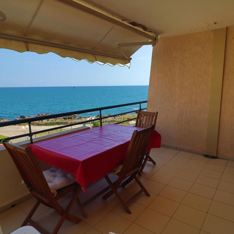 2 Pièces avec Terrasse 11m² à Sète - Résidence avec Piscine et WIFI - FR-1-472A-259 - Apartment - 7
