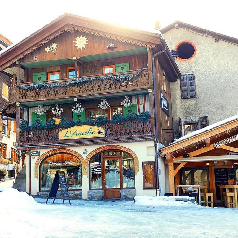 Charmant T2 avec balcon au cœur de La Clusaz, proche commerces et pistes - 4 pers. - FR-1-459-192 - Appartement - 10