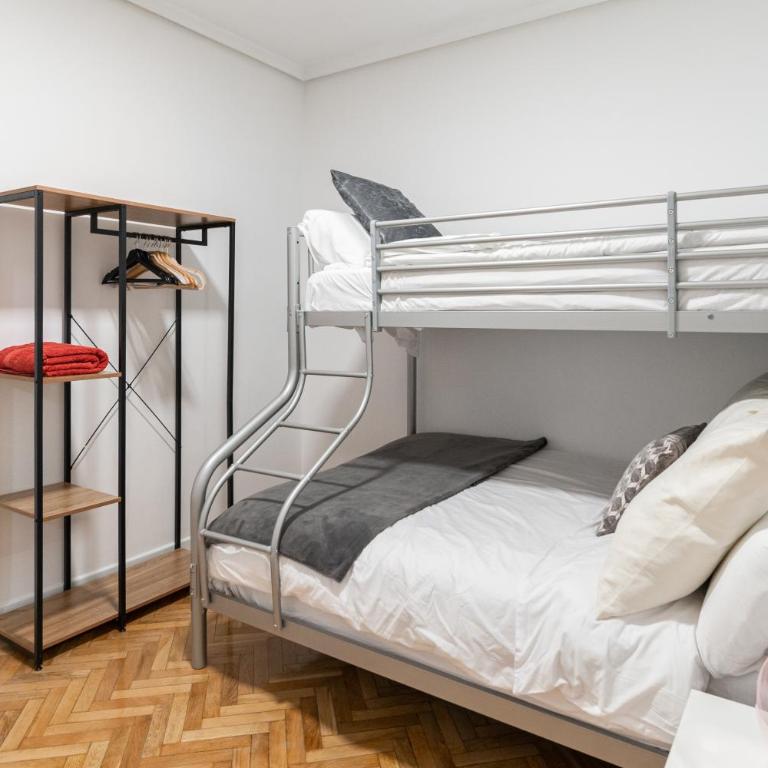 groups ART-POP, by MONARO***** - Superior Apartment - 48