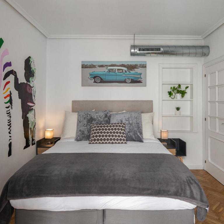 groups ART-POP, by MONARO***** - Superior Apartment - 30