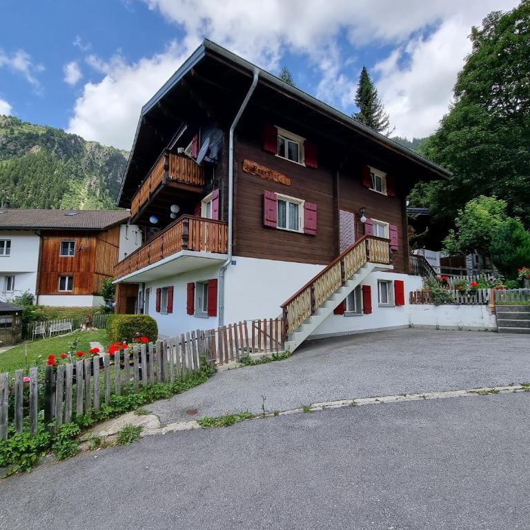 Rosenhof RH1 - Apartment mit 3 Schlafzimmern - 2