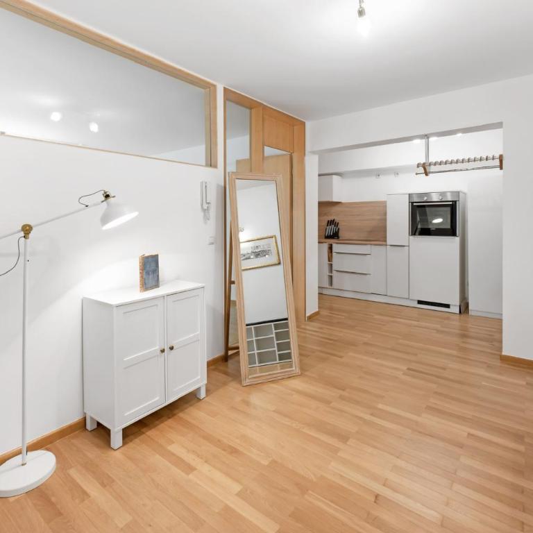 Zwei Zimmer Wohnung im Stadtzentrum mit Tiefgaragenplatz - Appartement 1 Chambre - 20