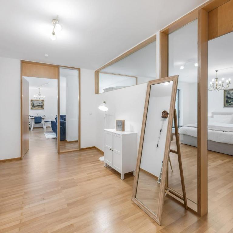 Zwei Zimmer Wohnung im Stadtzentrum mit Tiefgaragenplatz - Appartement 1 Chambre - 19