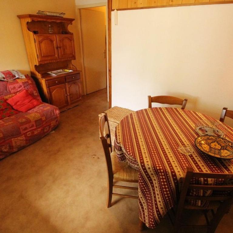 Studio sud calme avec balcon et parking - Proche thermes et centre - FR-1-313-130 - Studio - 2