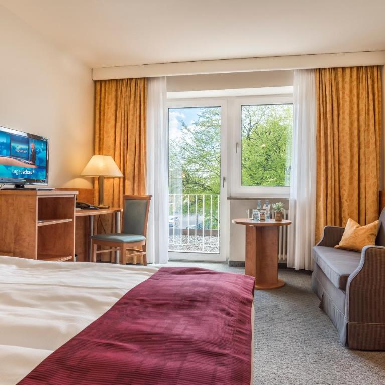 Hotel Am Moosfeld - Superior Doppelzimmer mit Balkon - 4