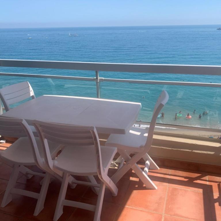 Studio Cabine Sète Corniche Vue Mer 1ère ligne - Estudio con vistas al mar - 3