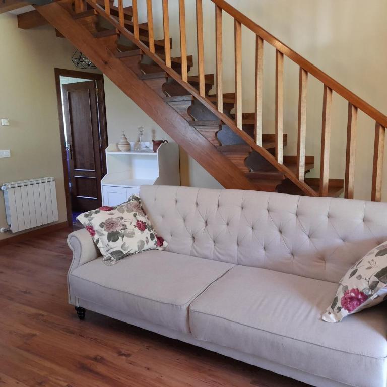 Gestiona2R - Casa Camelia con jardin, ideal familias - Three-Bedroom House - 13