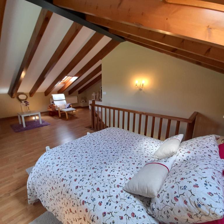 Gestiona2R - Casa Camelia con jardin, ideal familias - Three-Bedroom House - 28