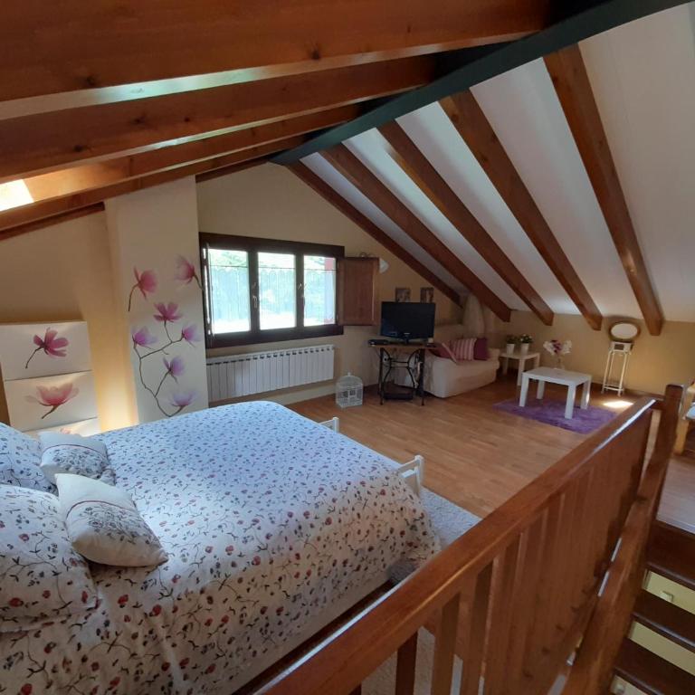 Gestiona2R - Casa Camelia con jardin, ideal familias - Three-Bedroom House - 29