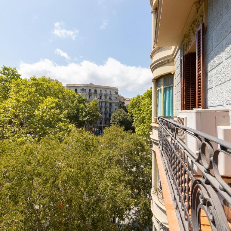 ApartEasy - Family 4-Bedroom Apartment - Apartment - 30