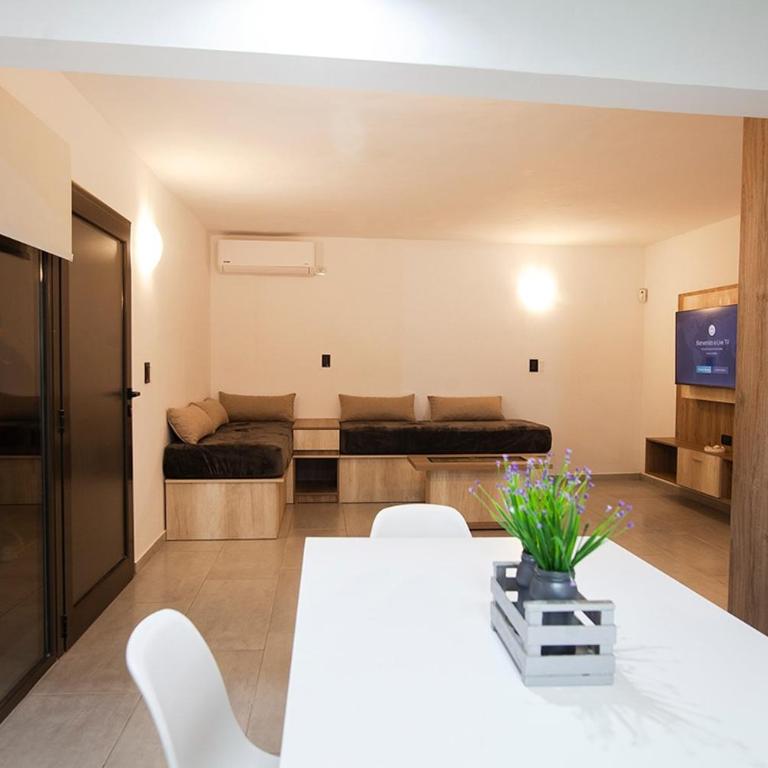 Chacras Wineland Lodge - Casa East - Vacation Home - 27