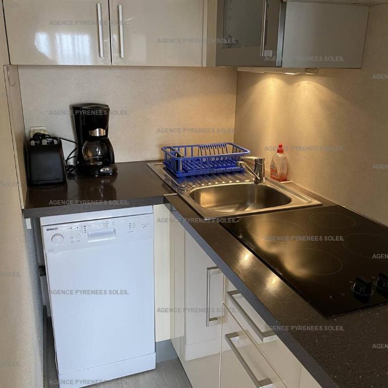 Appartement T3 avec 5 couchages et balcon aux Angles - FR-1-295-162 - Appartement (5 Adultes) - 6