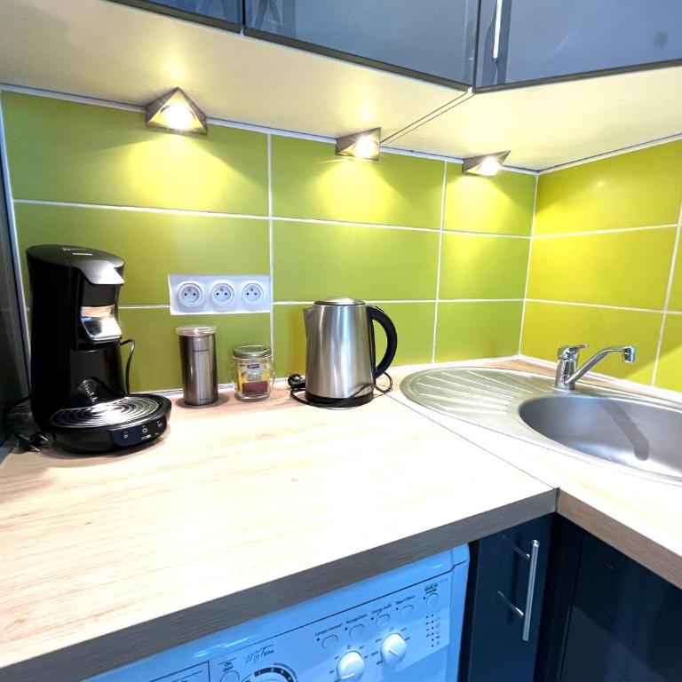 Esprit libre, Beau 2 pièces climatisé - Appartement 1 Chambre - 11