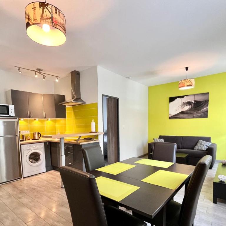 Esprit libre, Beau 2 pièces climatisé - Appartement 1 Chambre - 3