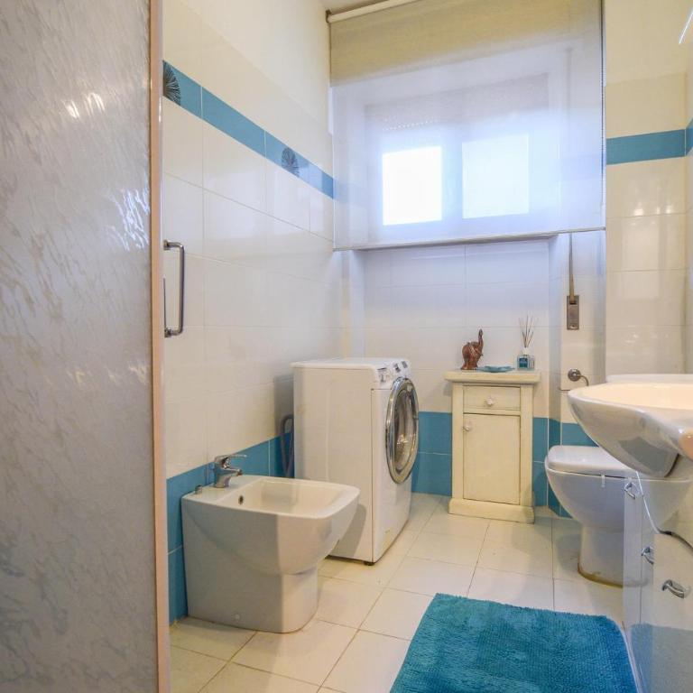 Pet Friendly Apartment In Follonica With Wifi - Appartamento con 2 Camere da Letto - 17