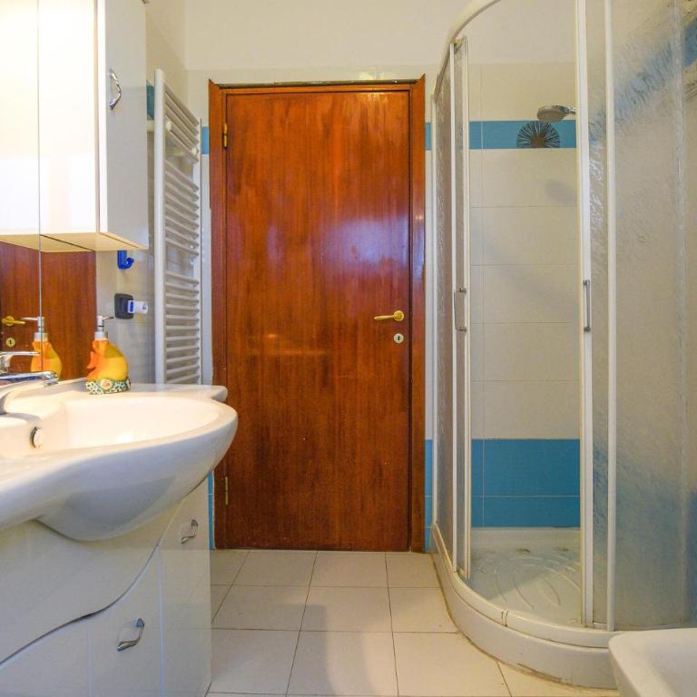 Pet Friendly Apartment In Follonica With Wifi - Appartamento con 2 Camere da Letto - 18