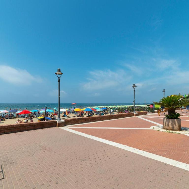 Pet Friendly Apartment In Follonica With Wifi - Appartamento con 2 Camere da Letto - 5