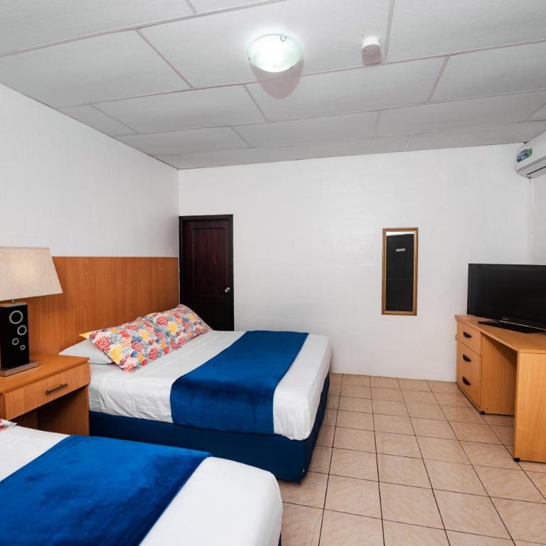 Hostal North Seymour - Habitación Doble Estándar - 2 camas - 7