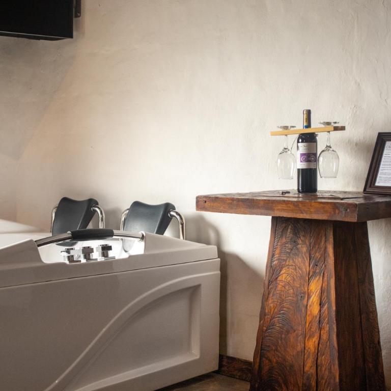 Hacienda Hostería Dos Chorreras - Suite con cama extragrande - 5
