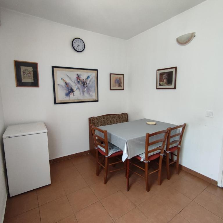 Smestaj Vella - Double Room with Balcony and Sea View - 12