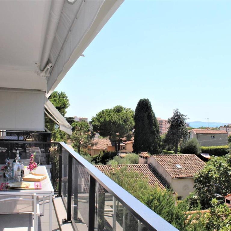 Appartement Neuf 3 Pièces avec Terrasse et Garage, Cagnes-sur-Mer - FR-1-252A-88 - Appartement - 17