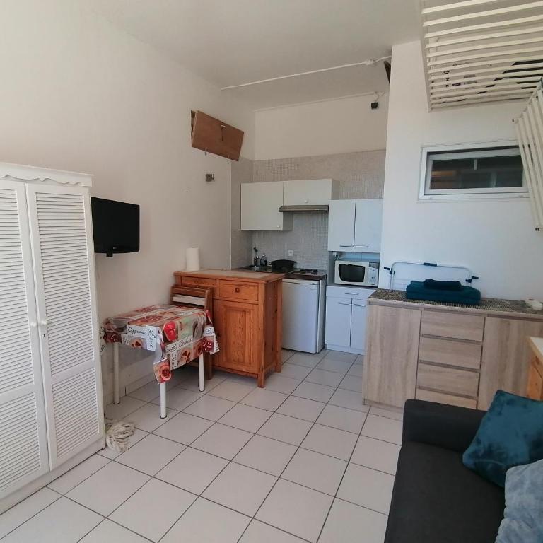 Ground floor studio with access to beach and pool - Appartamento con 1 Camera da Letto - 29