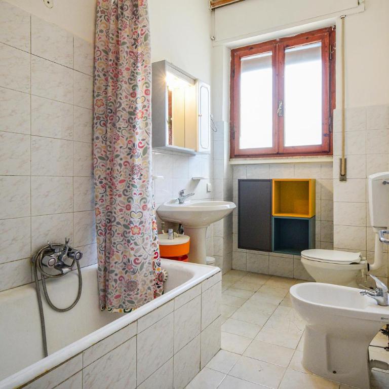 Awesome Apartment In Viareggio With Wifi - Appartamento con 3 Camere da Letto - 16