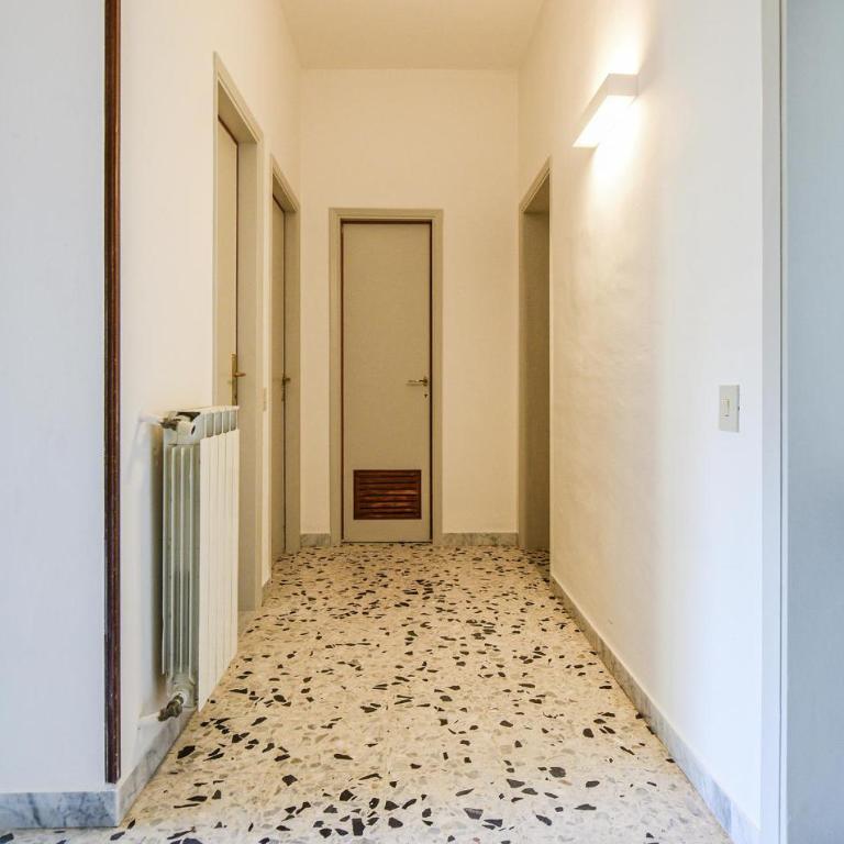 Cozy Apartment In Viareggio With Wifi - Appartamento con 2 Camere da Letto - 11