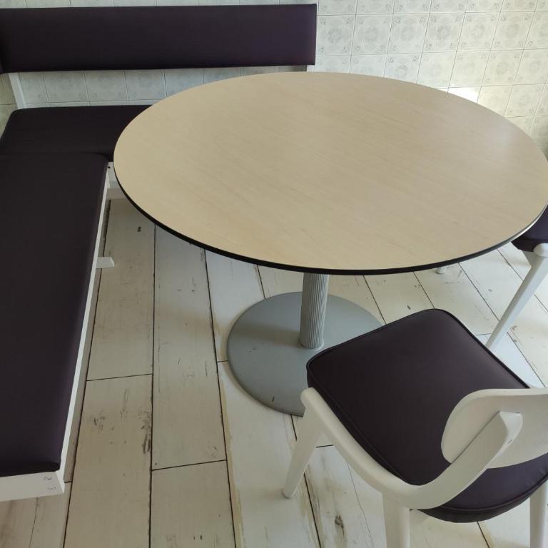 Lovely 2-bedroom Apt with free parking & wifi - Apartman sa 2 Spavaće Sobe - 6