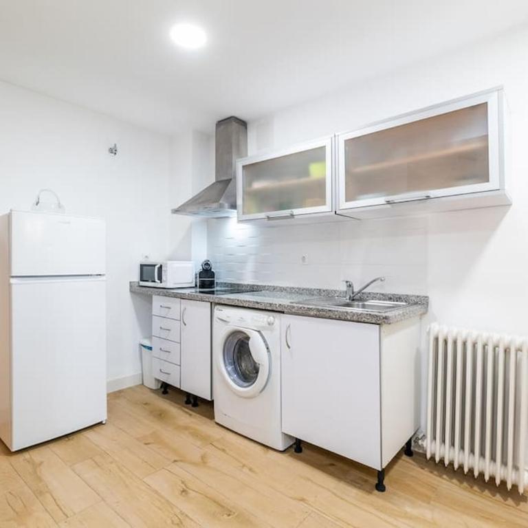 Apartamento Pedro Antonio Parking gratis - Studio Apartment - 35