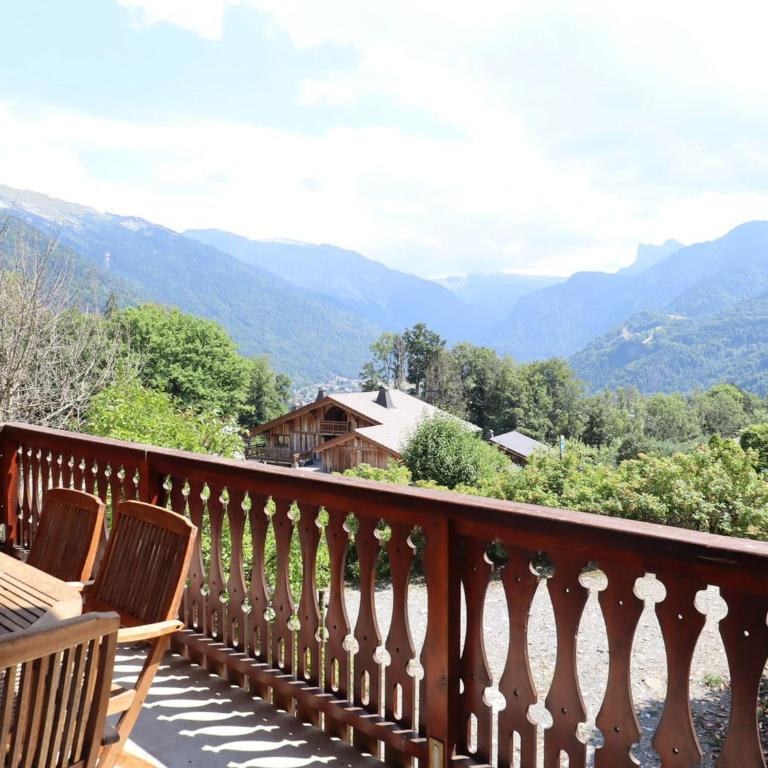 Chalet Savoyard avec Poêle à Bois et Vue sur Grand Massif - FR-1-624-10 - Chalet (8 Adultes) - 3
