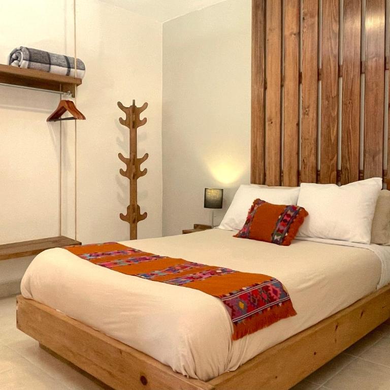 Hotel Casa Azabache - Deluxe Double Room with Private Bathroom - 12