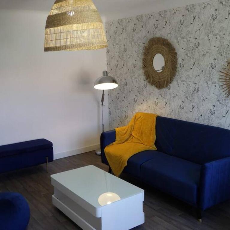 Spacieux appartement au pied de la cité médiévale - Apartment mit 2 Schlafzimmern - 3