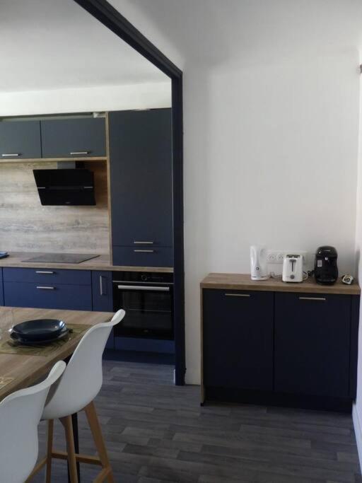 Spacieux appartement au pied de la cité médiévale - Apartment mit 2 Schlafzimmern - 9